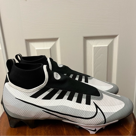 Nike Vapor Edge Pro 360 Football Cleats DQ3670-100 - Picture 4 of 9
